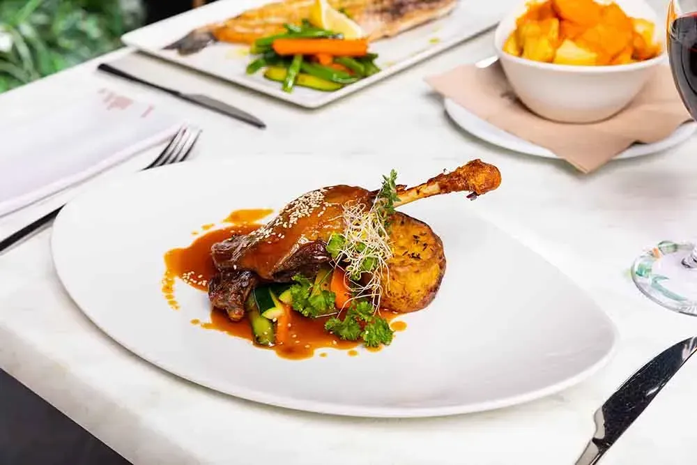 Restaurant dish